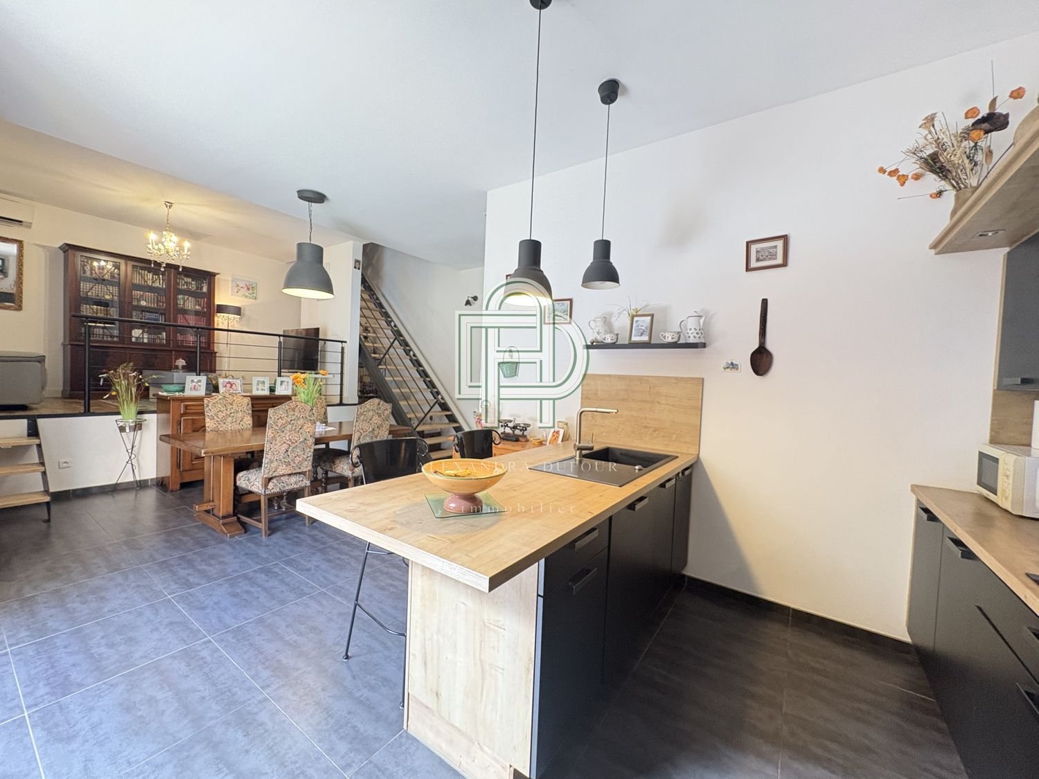 Maison à vendre, 120m², Ouveillan