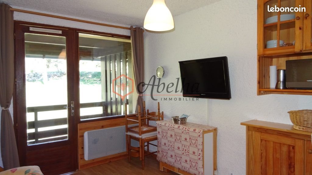 Appartement à louer, 21m², Laye