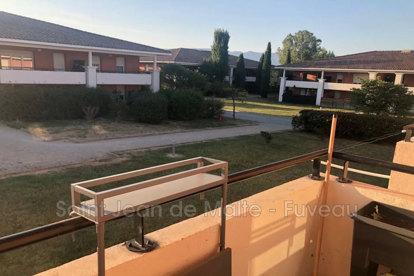 Appartement à vendre, 1m², Trets