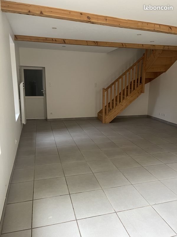 Appartement à louer, 65m², Dieulefit