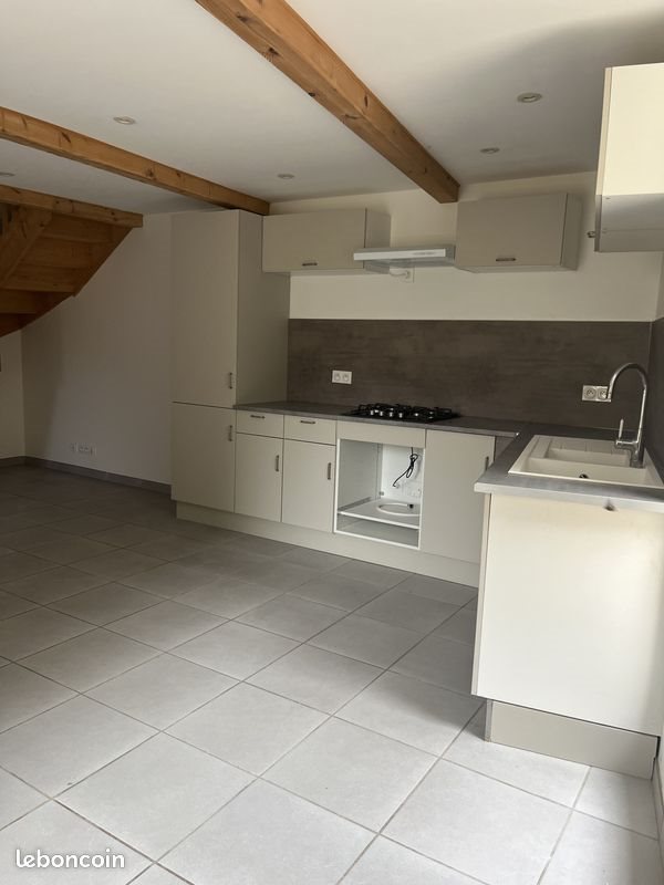 Appartement à louer, 65m², Dieulefit