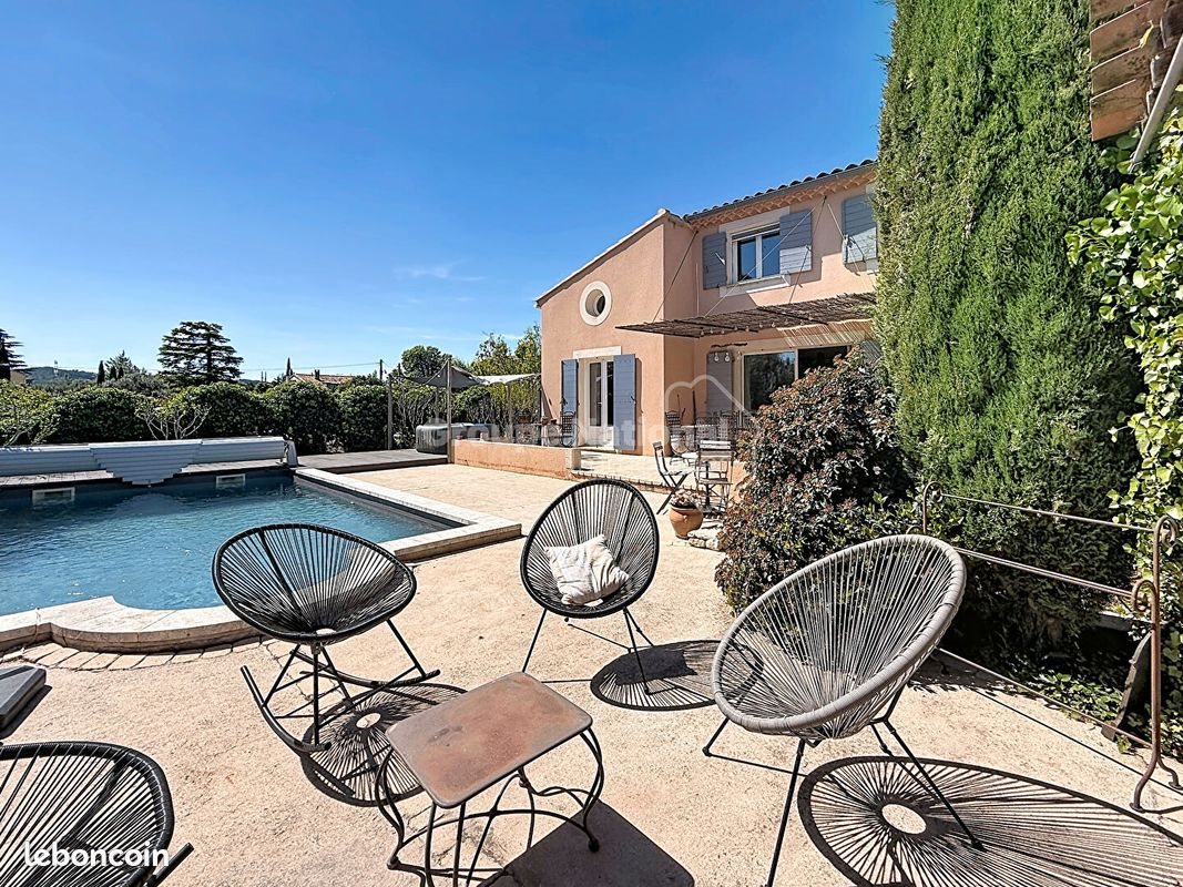 Maison à vendre, 199m², Cheval-Blanc