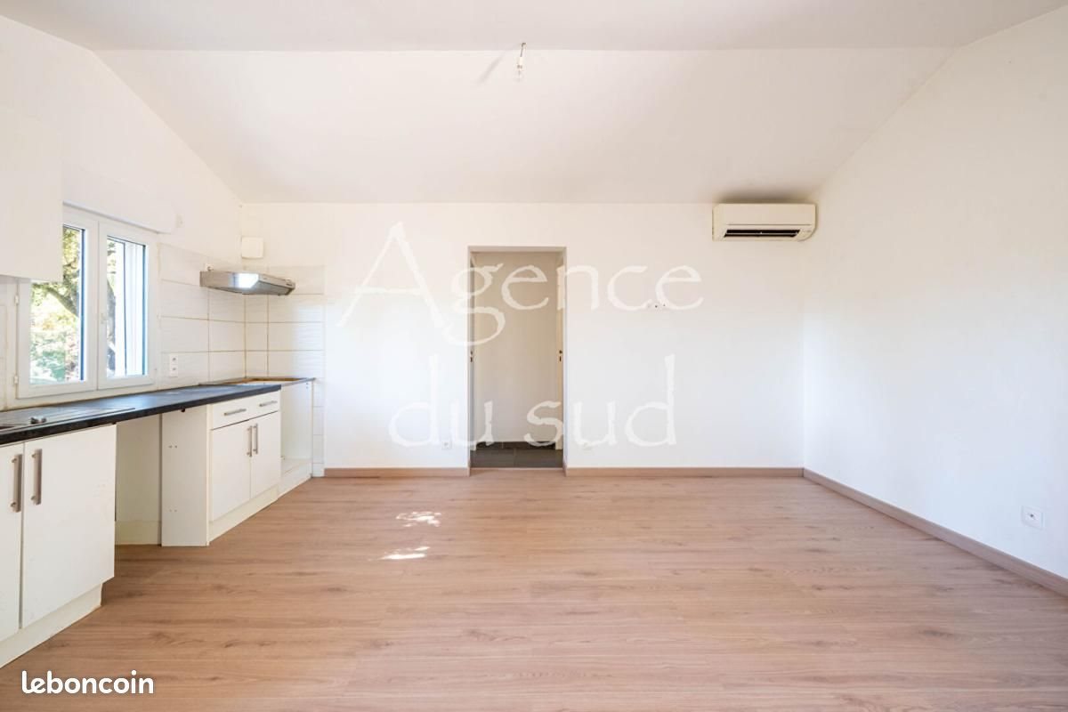 Maison à vendre, 56m², La Destrousse