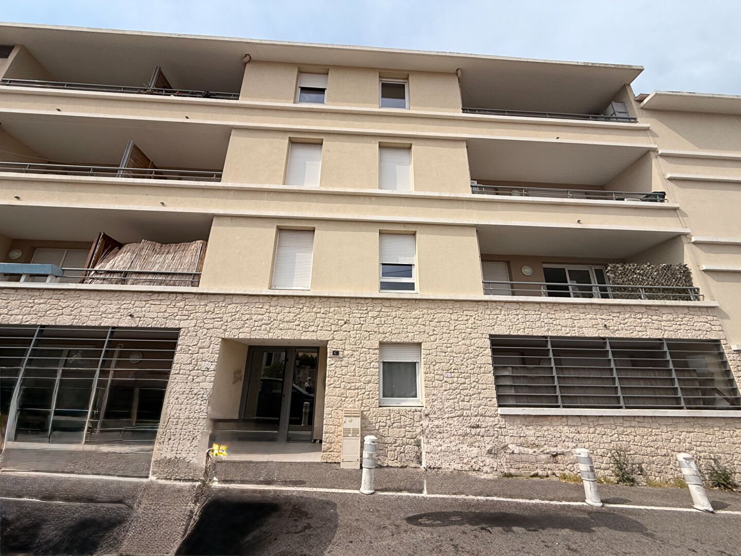 Appartement à louer, 28m², Marseille 8ème