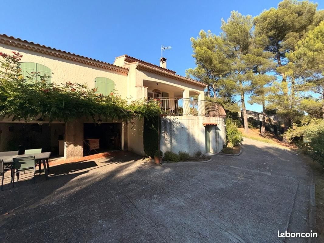 Maison à vendre, 85m², Cadolive