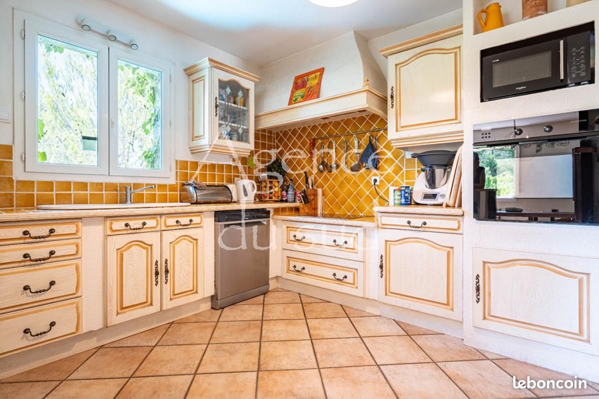 Maison à vendre, 160m², Peypin