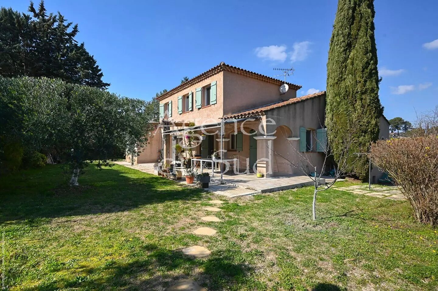 Maison à vendre, 158m², La Destrousse