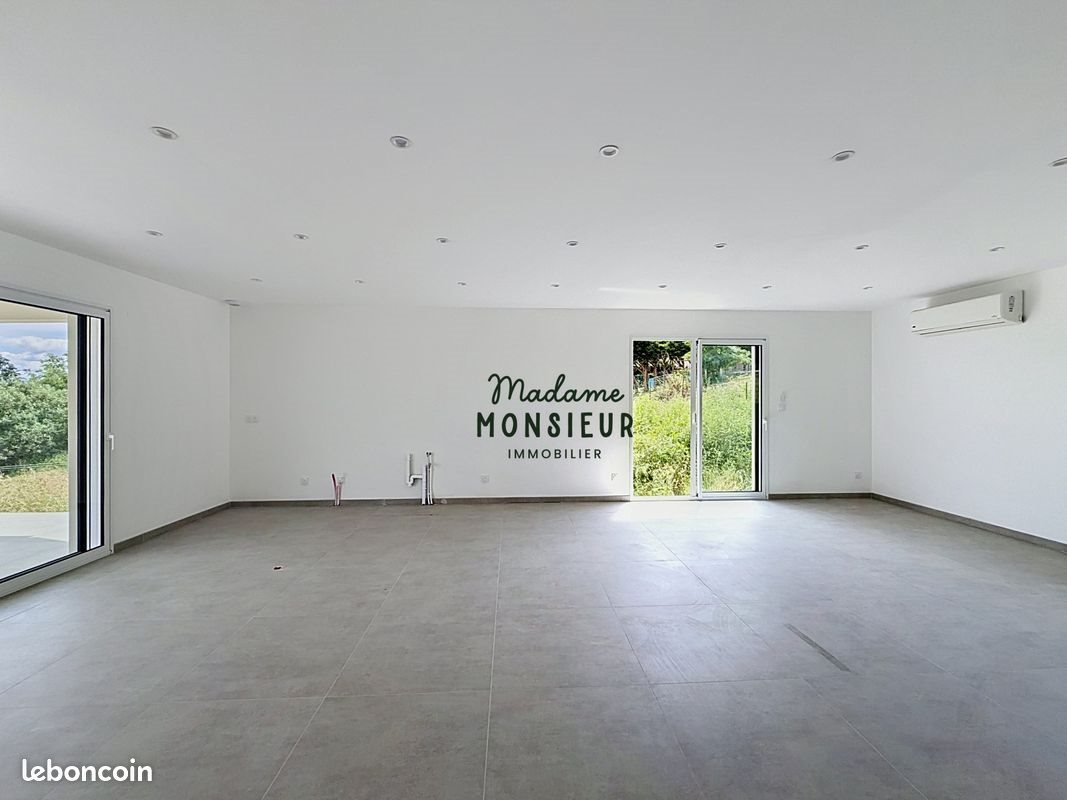 Maison à vendre, 112m², Nivolas-Vermelle