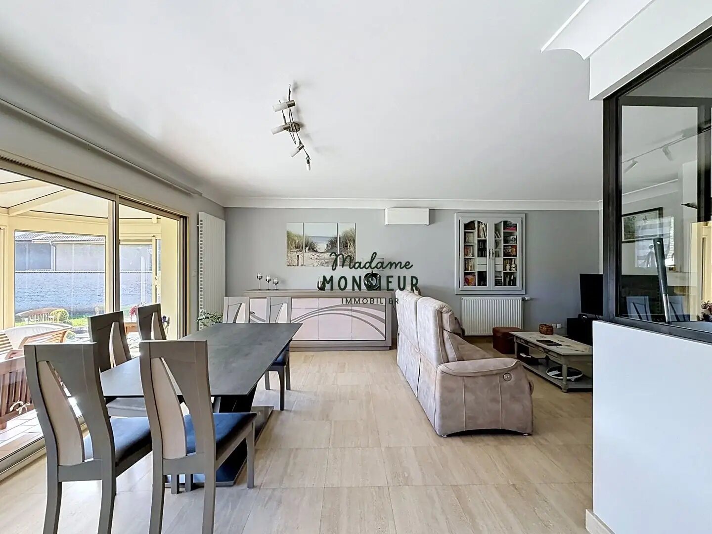 Maison à vendre, 122m², Loyettes