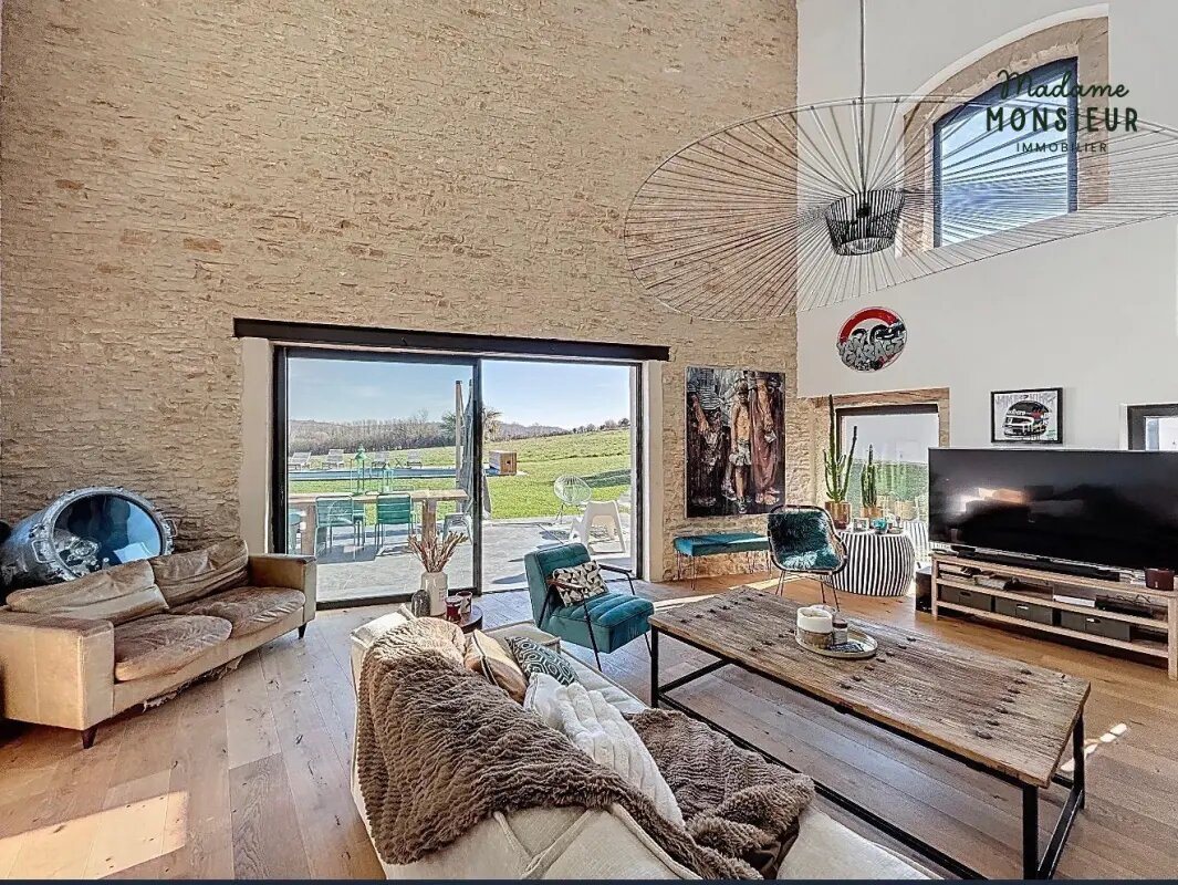 Maison à vendre, 253m², Saint-Marcel-Bel-Accueil