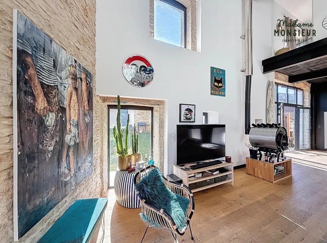 Maison à vendre, 253m², Saint-Marcel-Bel-Accueil