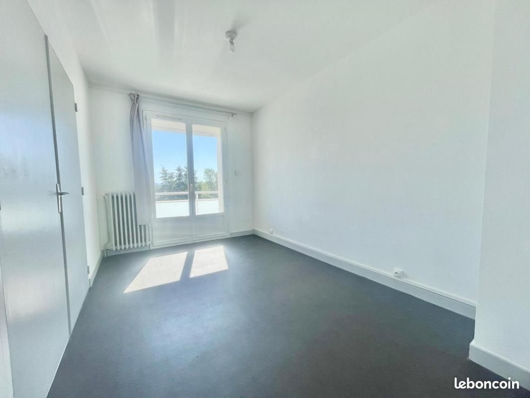 Appartement à louer, 75m², Portes-lès-Valence