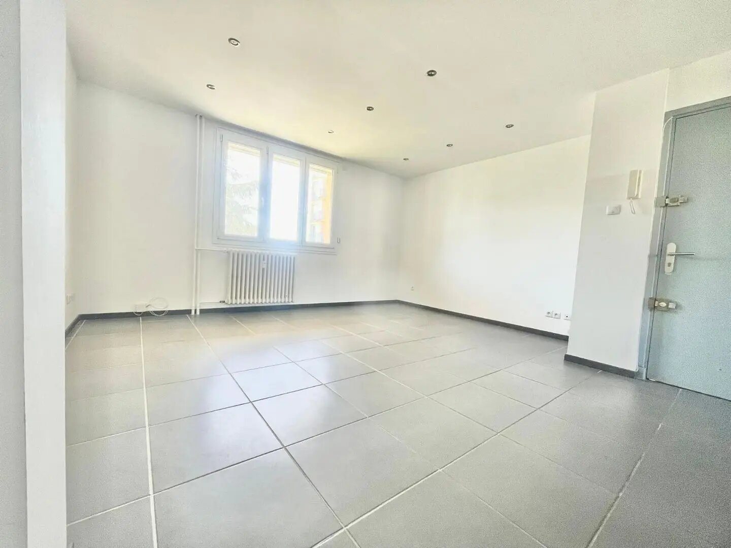 Appartement à louer, 59m², Guilherand-Granges