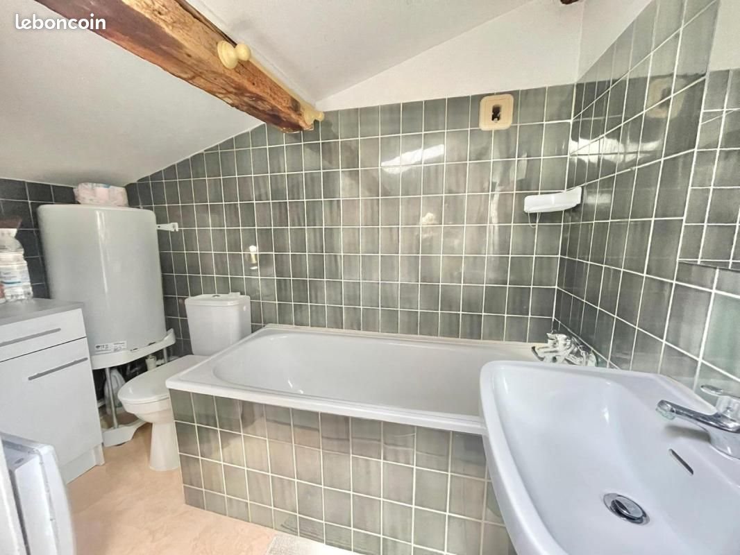Appartement à louer, 19m², Valence