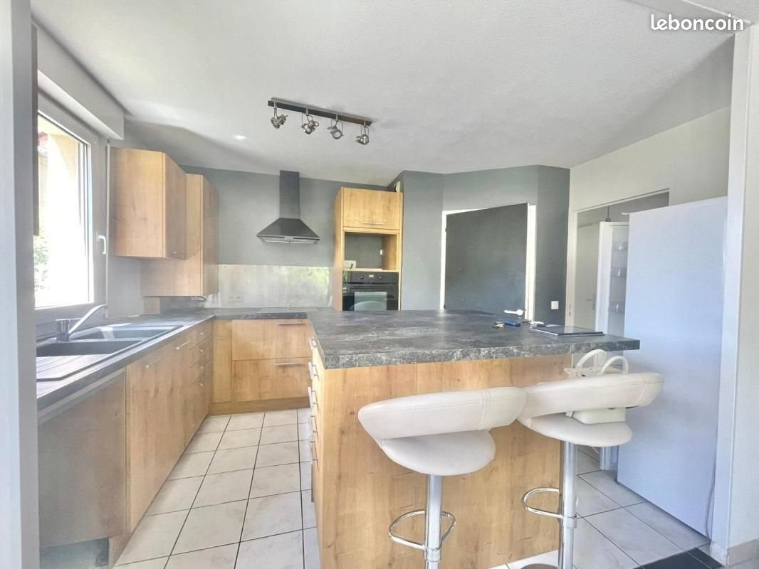 Appartement à louer, 63m², Valence