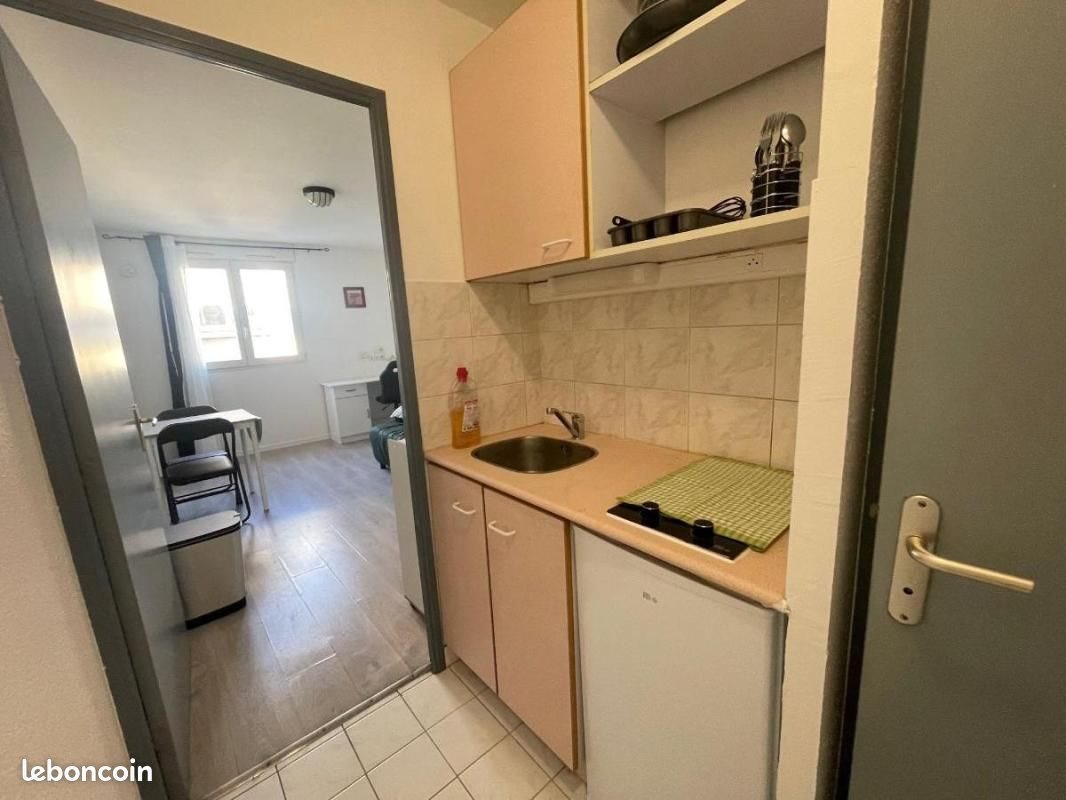 Appartement à louer, 19m², Valence