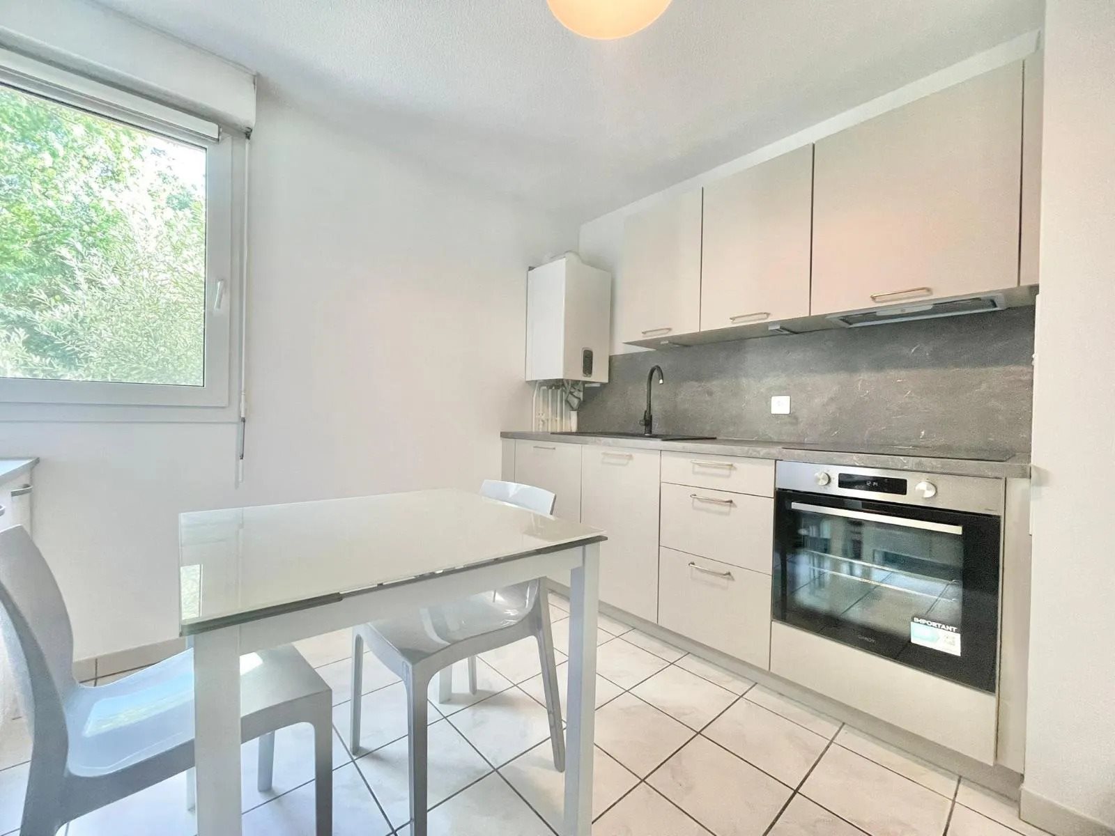 Appartement à louer, 58m², Valence