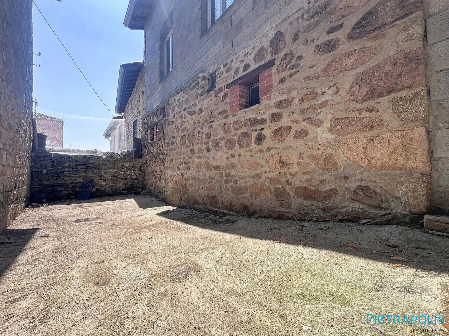 Maison à vendre, 101m², Villechenève