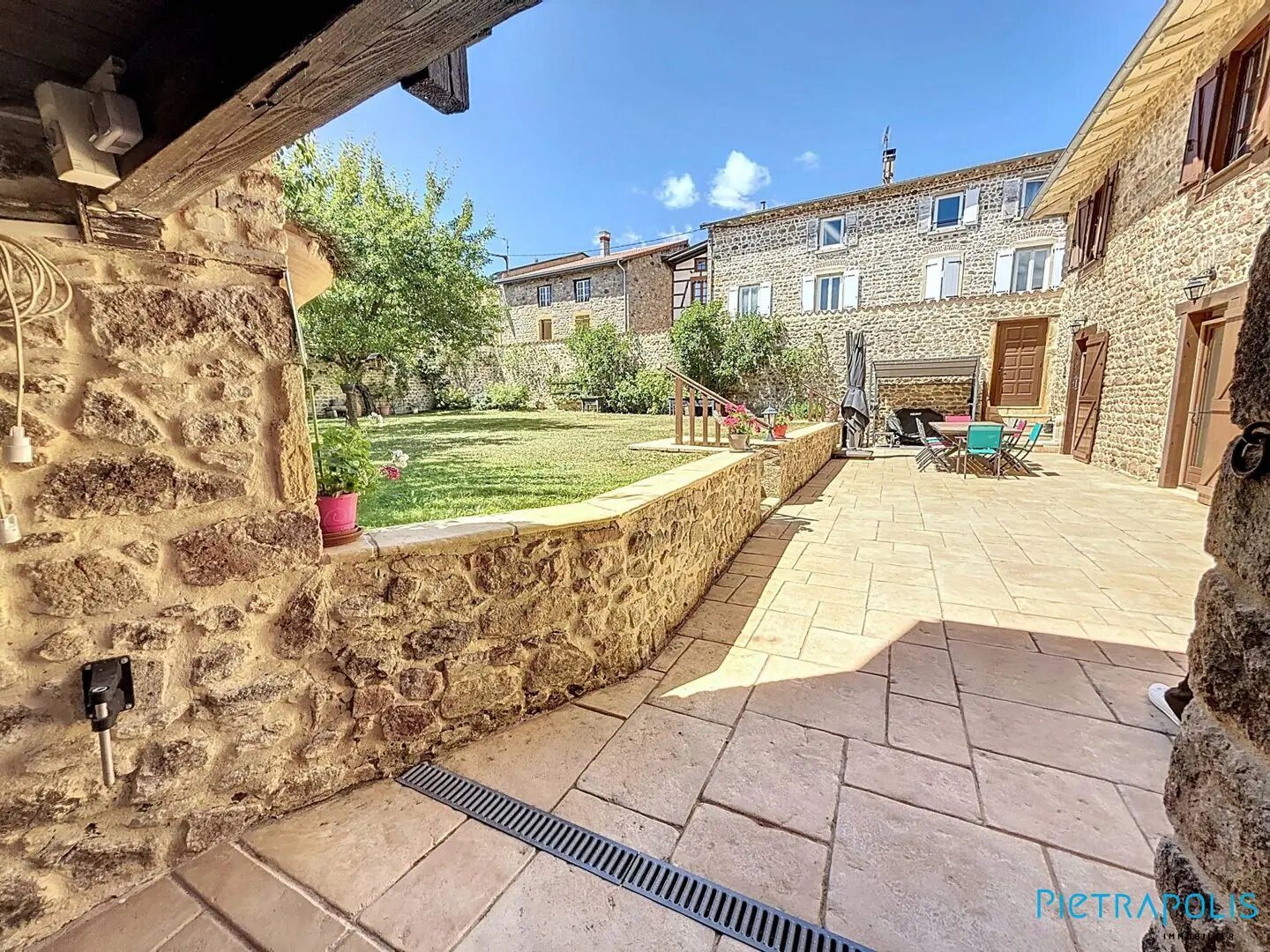 Maison à vendre, 221m², Saint-Bonnet-le-Troncy