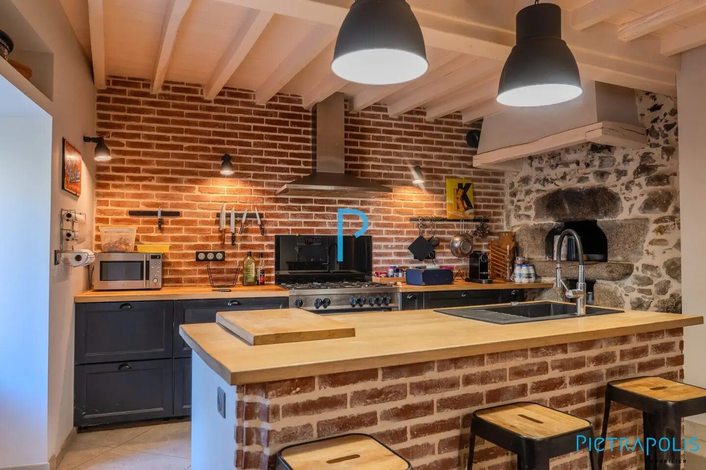 Maison à vendre, 380m², Chambost-Longessaigne