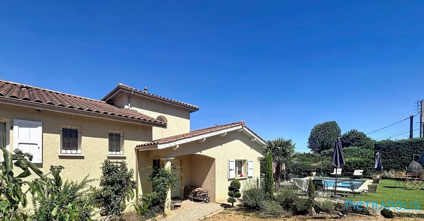 Maison à vendre, 128m², Ternand