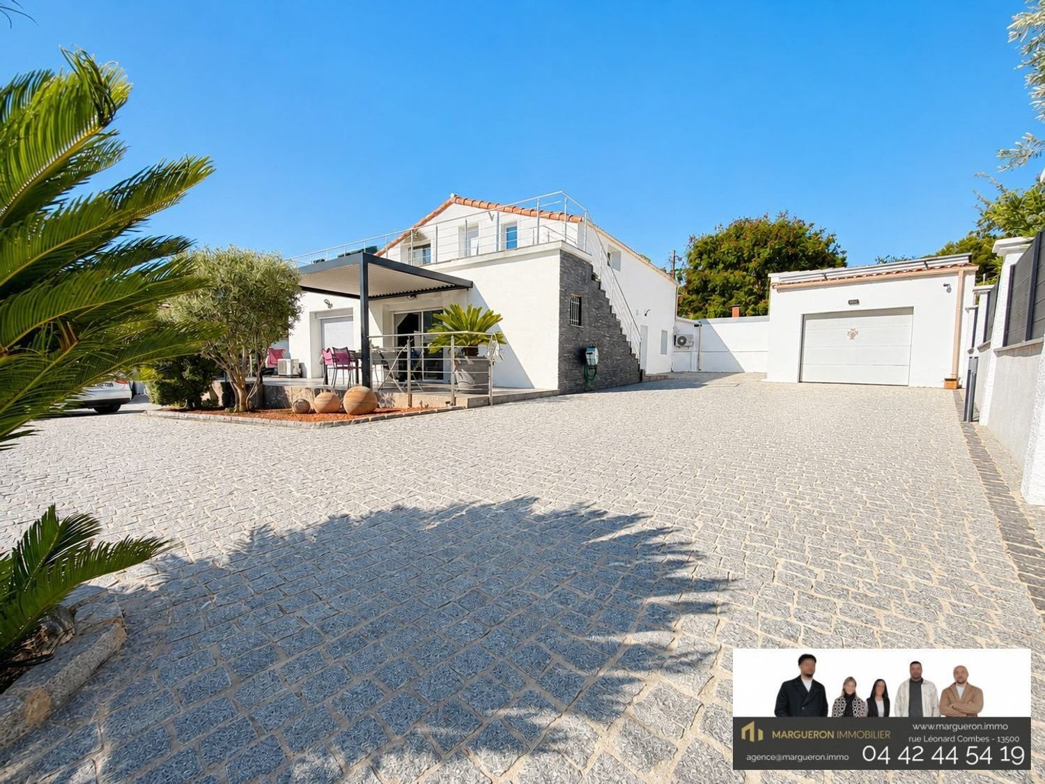 Maison à vendre, 188m², Saint-Mitre-les-Remparts
