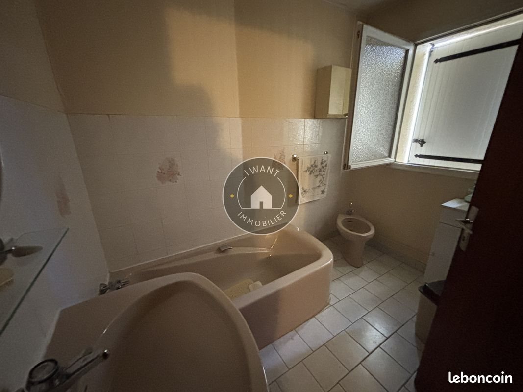 Maison à vendre, 89m², Gennes
