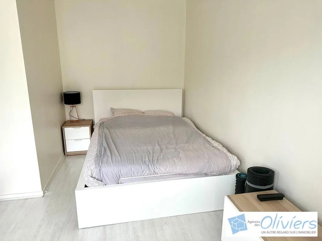 Appartement à louer, 26m², Guyancourt
