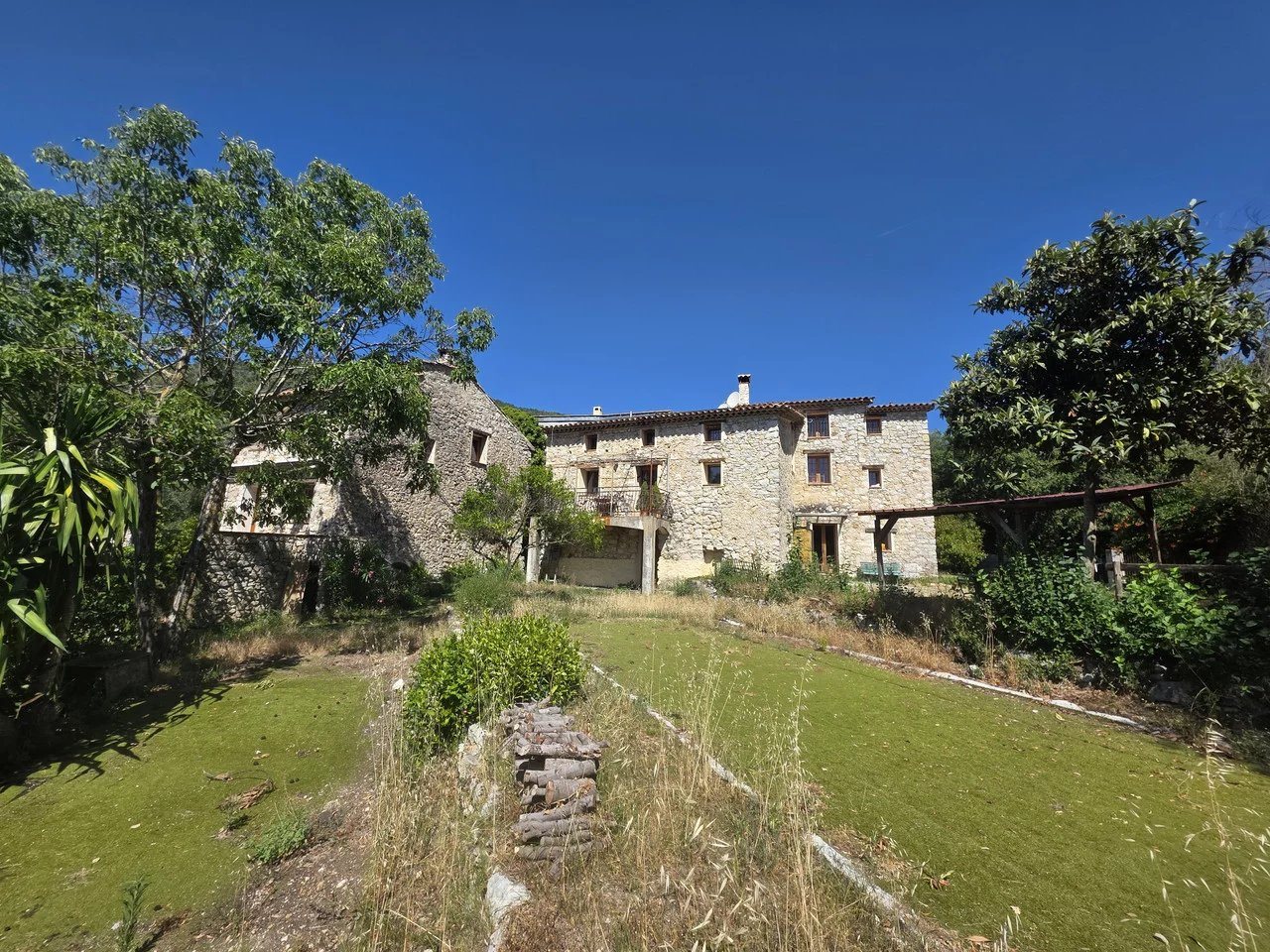 Maison à vendre, 270m², Tourrette-Levens