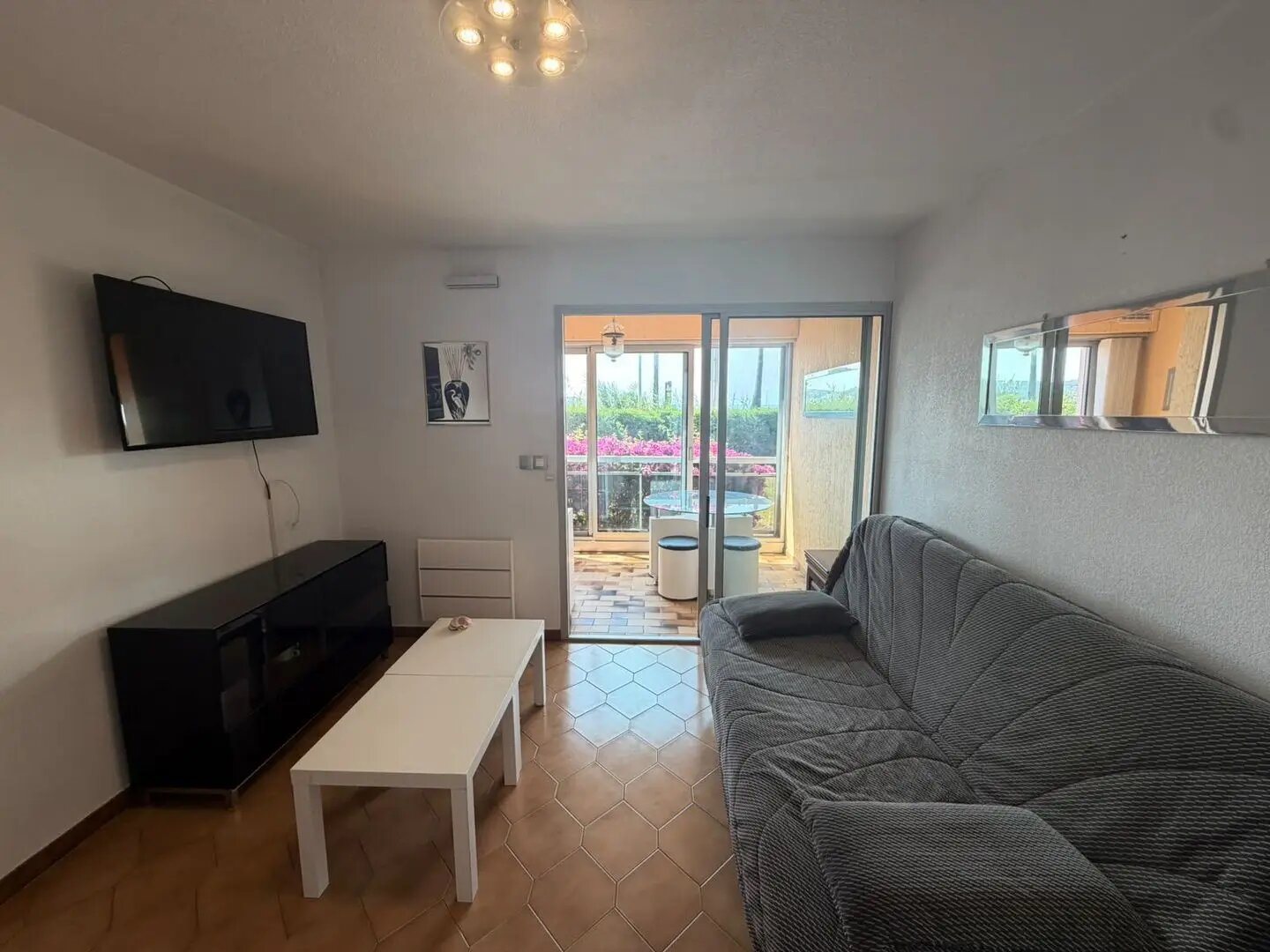 Appartement à louer, 20m², Sanary-sur-Mer