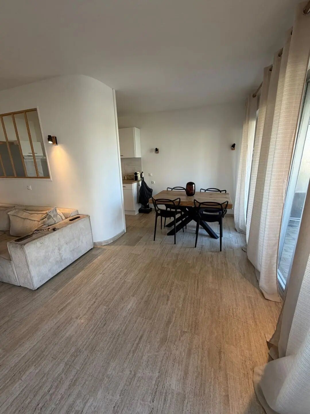 Appartement à louer, 81m², Marseille 8ème