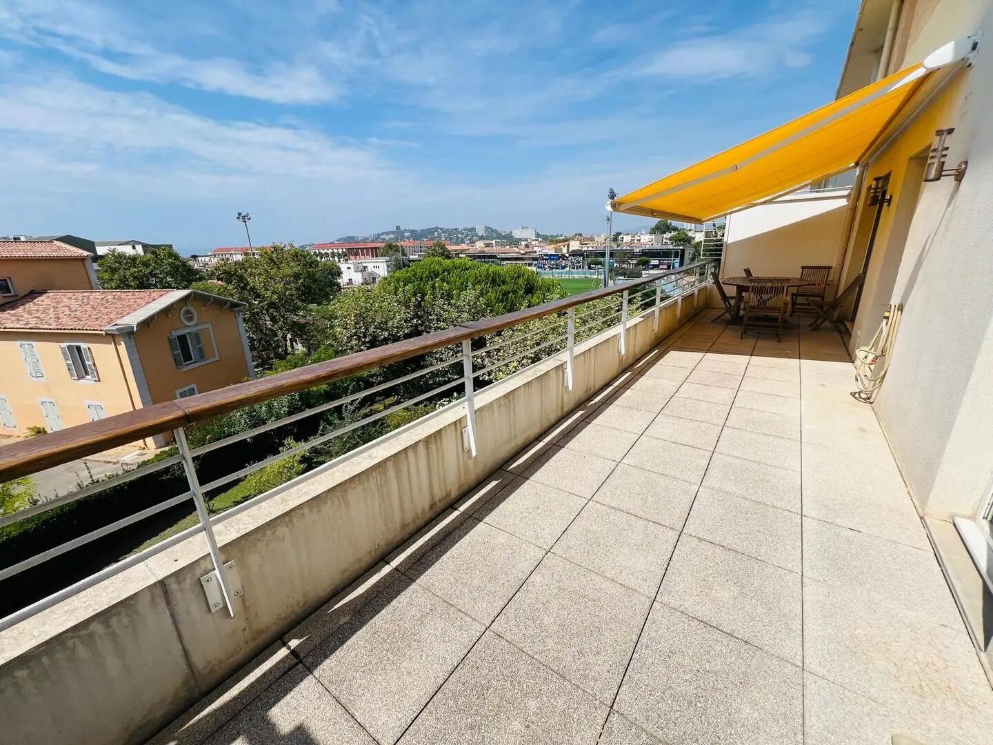 Appartement à louer, 66m², Marseille 8ème