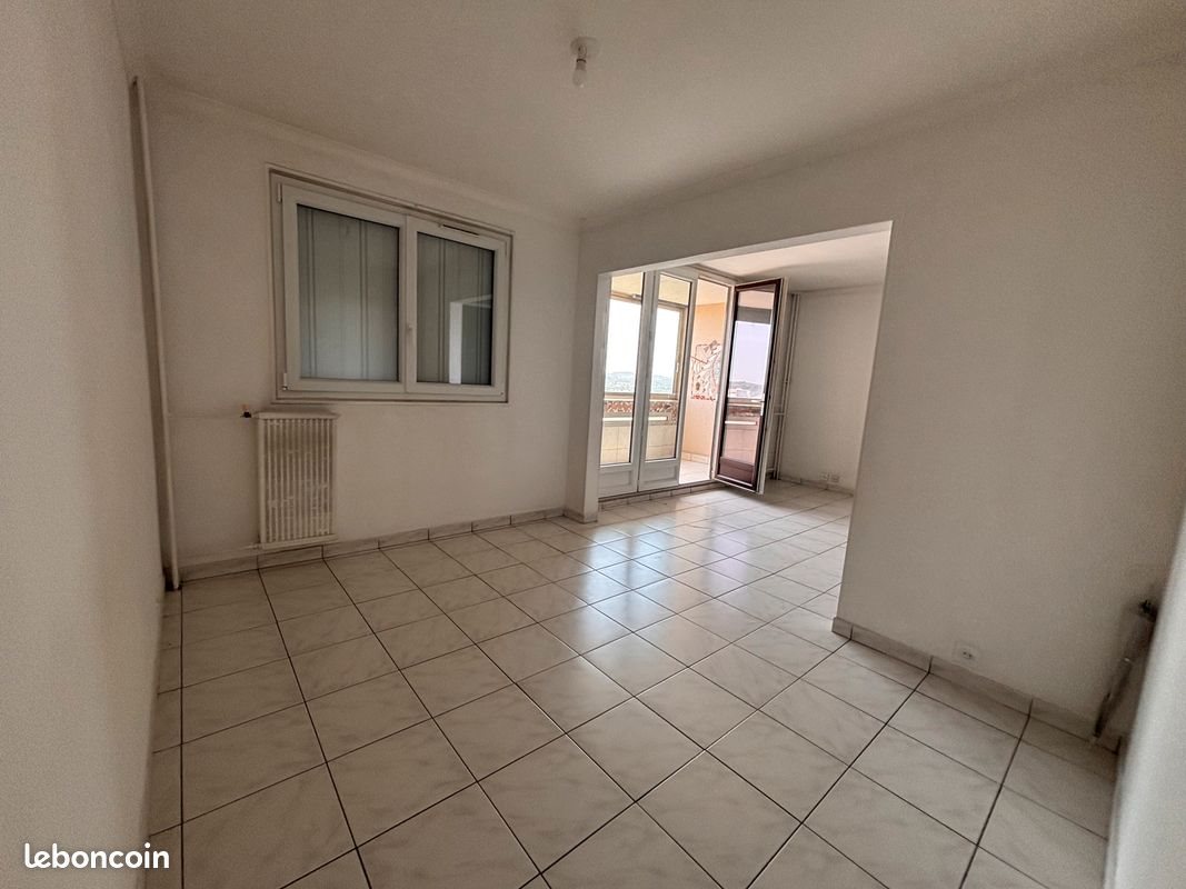 Appartement à vendre, 98m², Saint-Priest