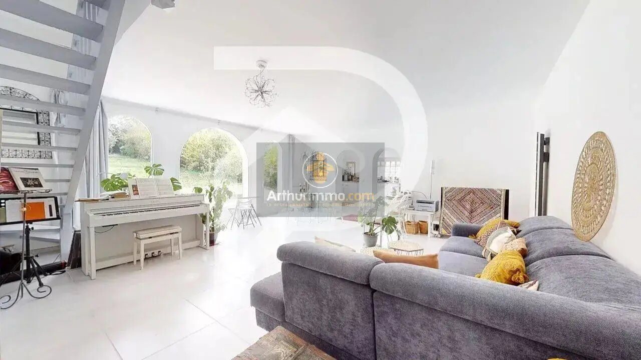 Maison à vendre, 159m², L'Étang-la-Ville