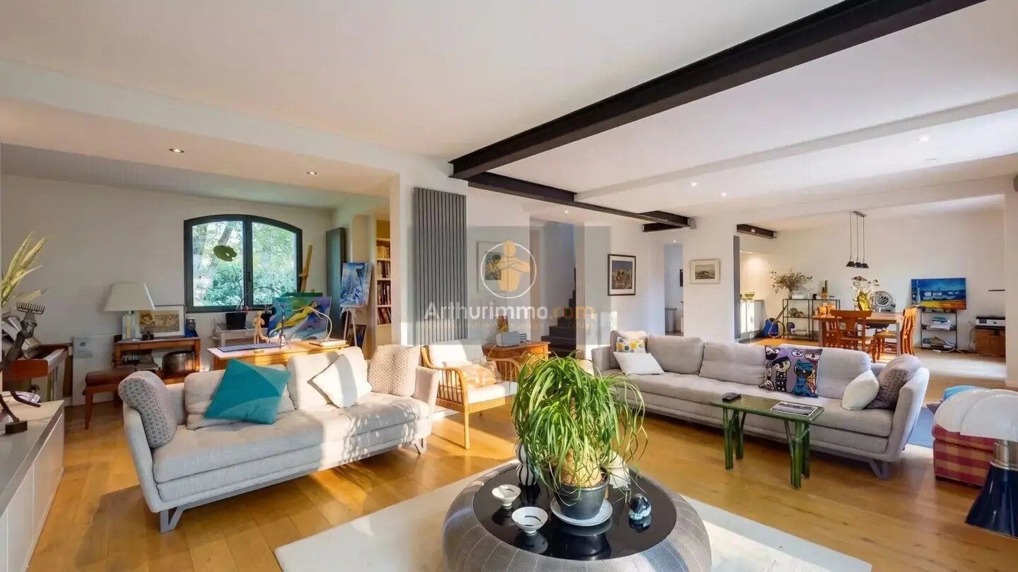 Maison à vendre, 205m², L'Etang-la-Ville