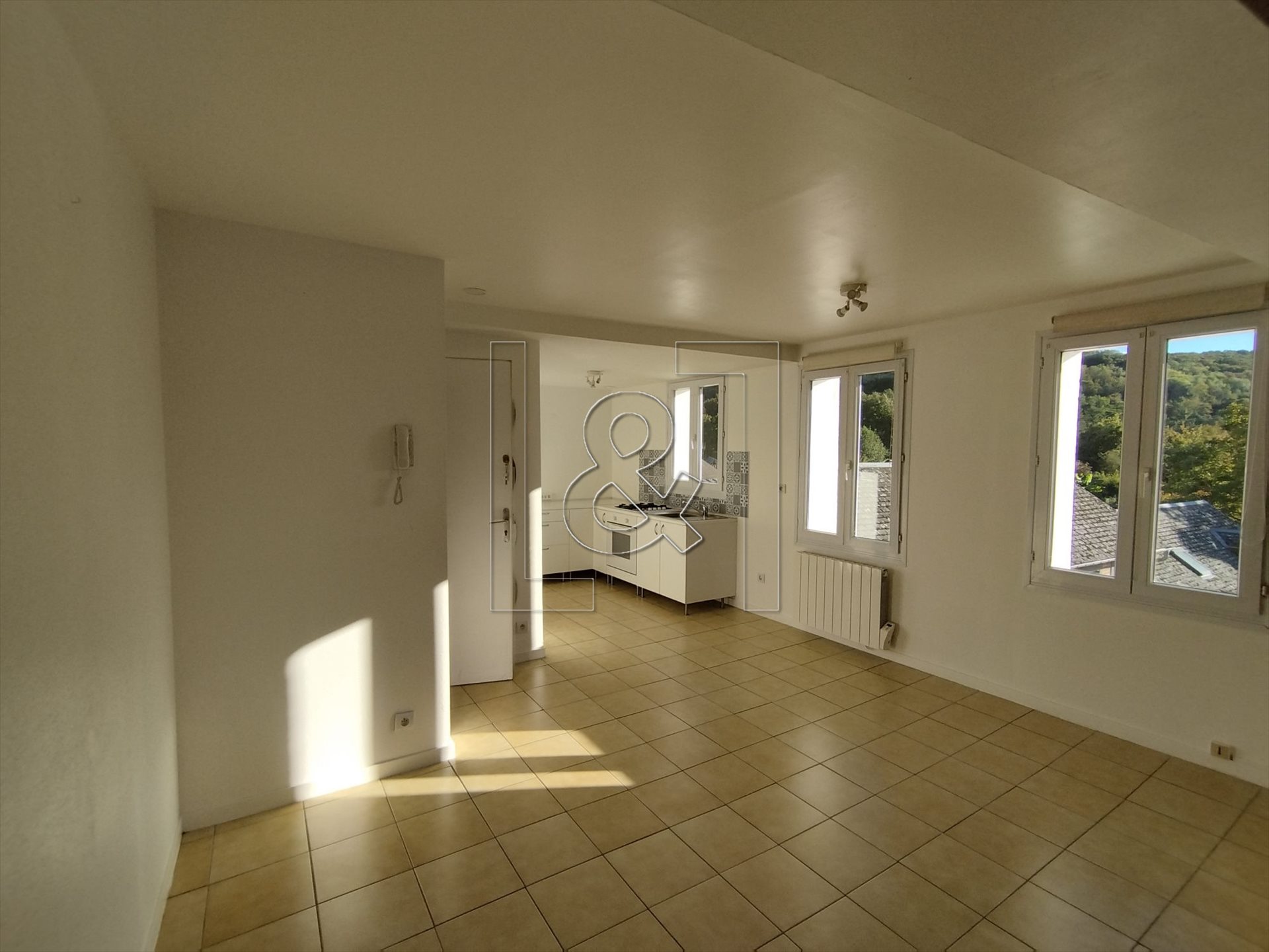 Appartement à louer, 68m², Pont-Saint-Pierre