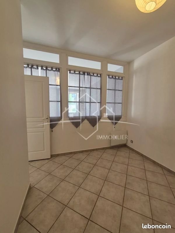Appartement à louer, 54m², Hauterives