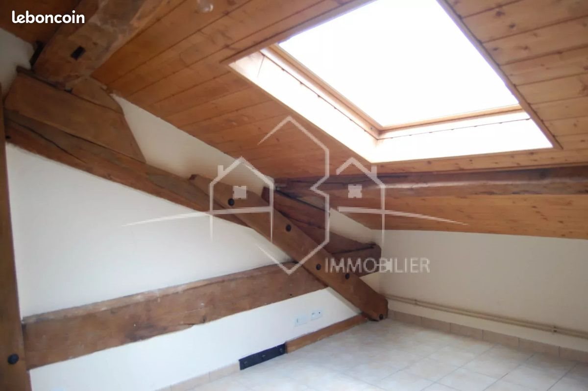 Appartement à louer, 27m², Beaurepaire