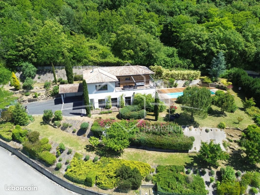 Maison à vendre, 178m², Beausemblant