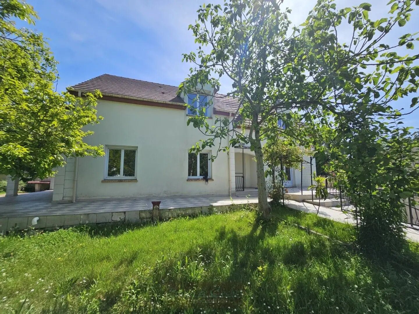 Maison à vendre, 155m², Bransles