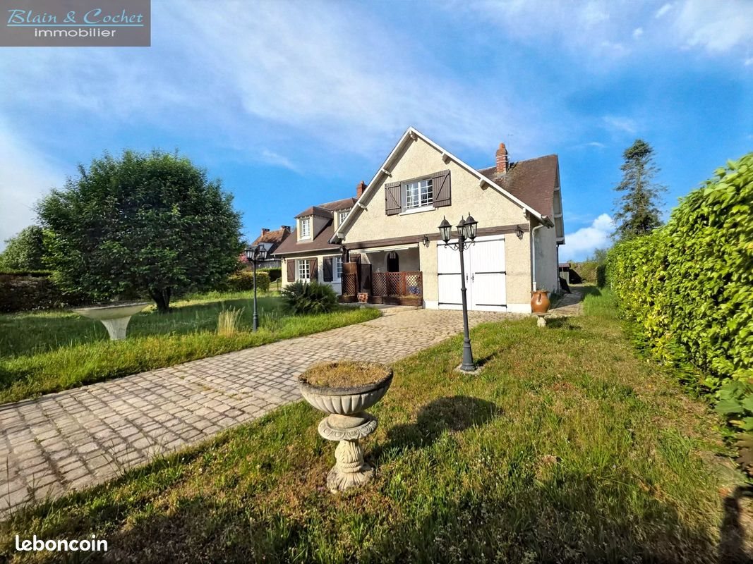 Maison à vendre, 137m², Amilly