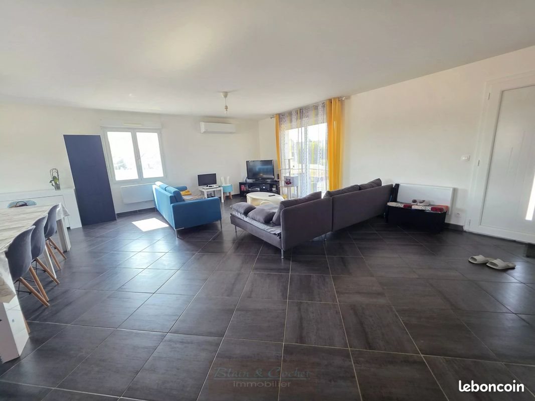 Maison à vendre, 134m², Corquilleroy