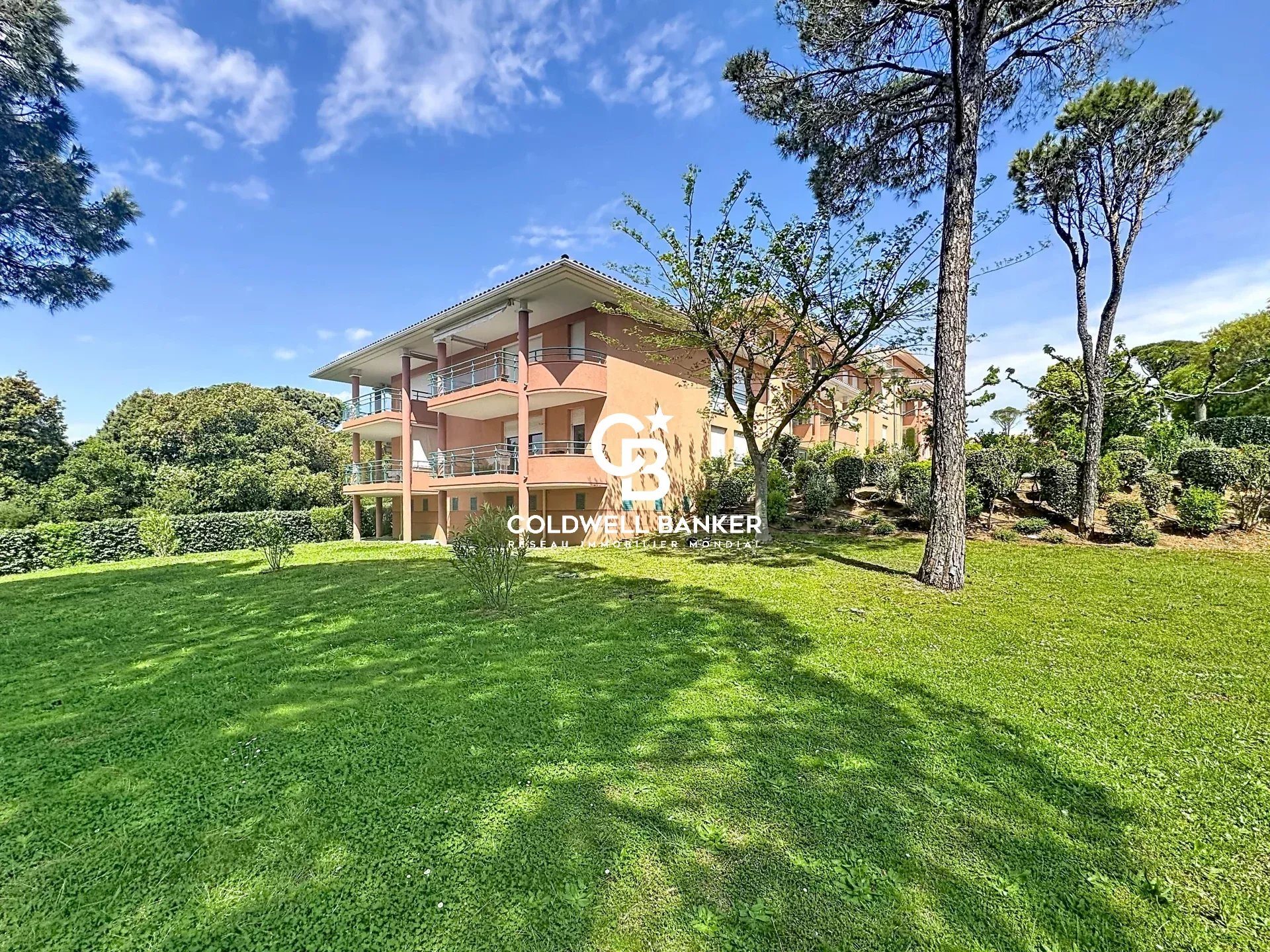 Appartement à vendre, 73m², Saint-Raphaël