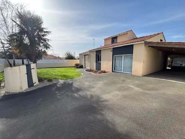 Maison à vendre, 110m², Coëx