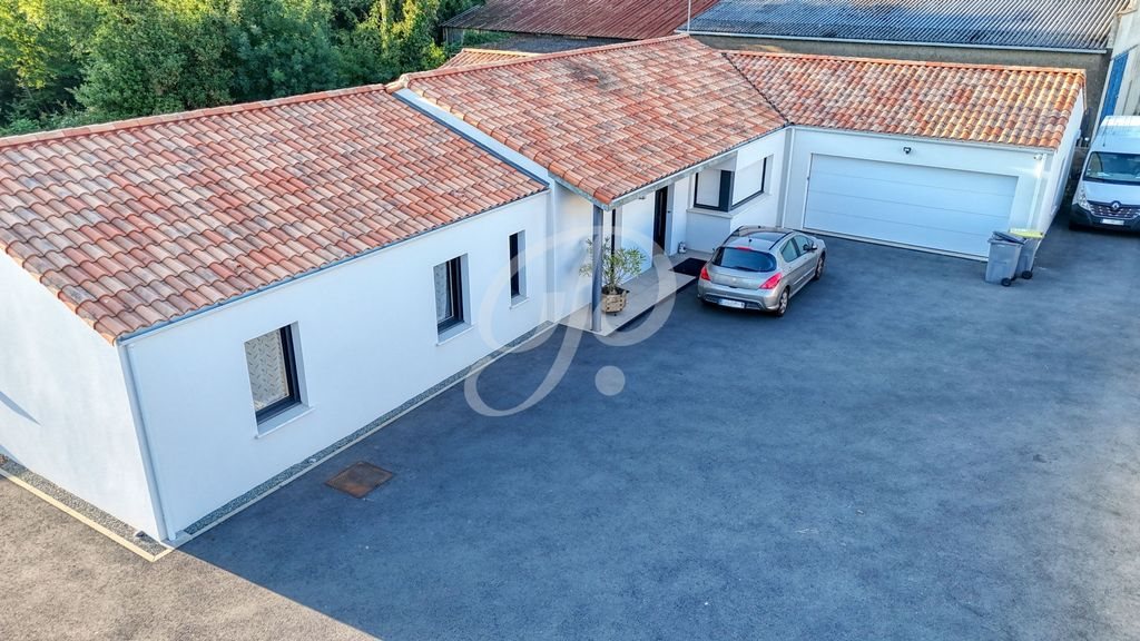 Maison à vendre, 166m², Coëx
