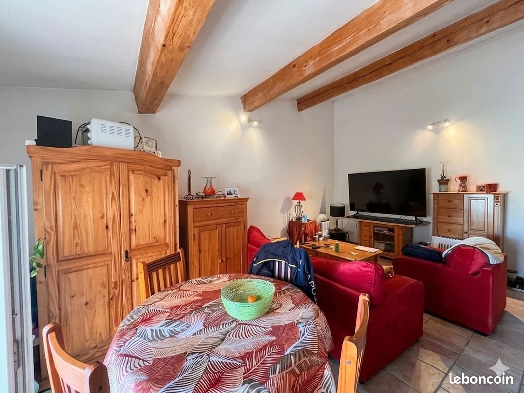 Appartement à louer, 64m², Saint-Maximin-la-Sainte-Baume