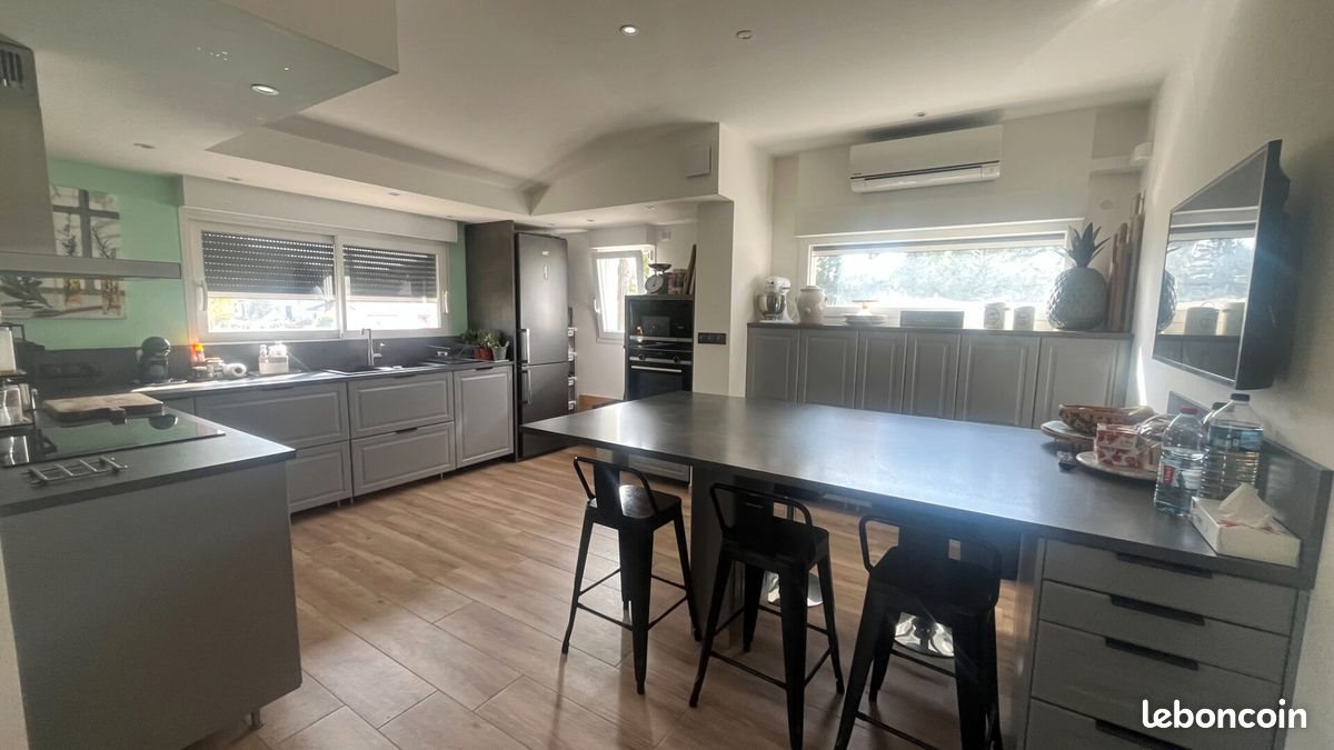 Maison à vendre, 115m², Nans-les-Pins