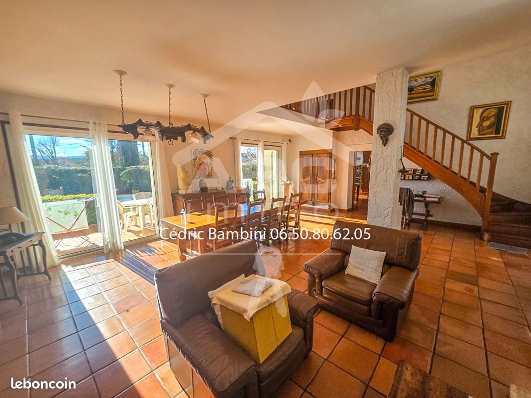 Maison à vendre, 185m², Saint-Maximin-la-Sainte-Baume