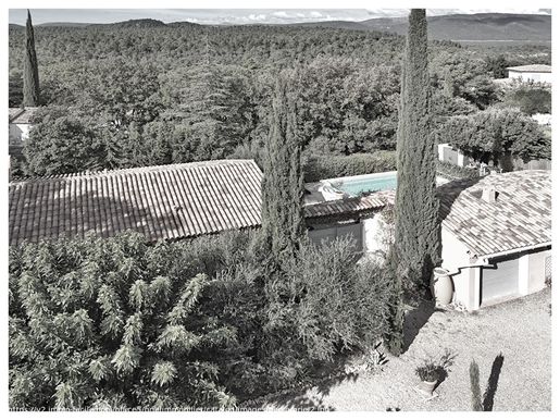 Maison 5 pièces 120 m² · à Tourtour · 120 m² · 489 000 €