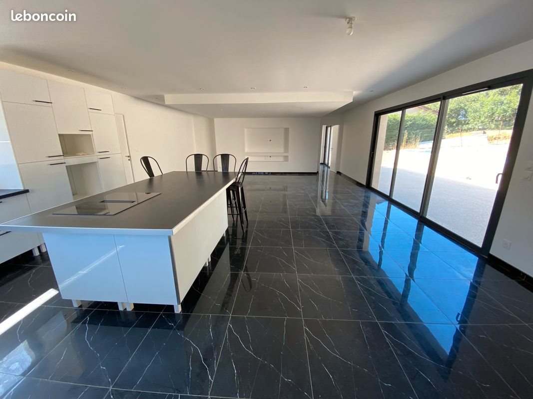 Maison à vendre, 175m², Saint-Jean-de-Niost